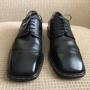 Louis Vuitton Men's Black Dress Shoes .